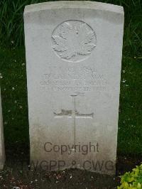 Etaples Military Cemetery - Calvert, T